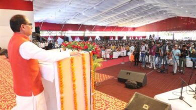 Licensing Program : मुख्यमंत्री ने अनाधिकृत कॉलोनियों के नियमितीकरण एवं अनुज्ञा प्रदाय कार्यक्रम में की घोषणा